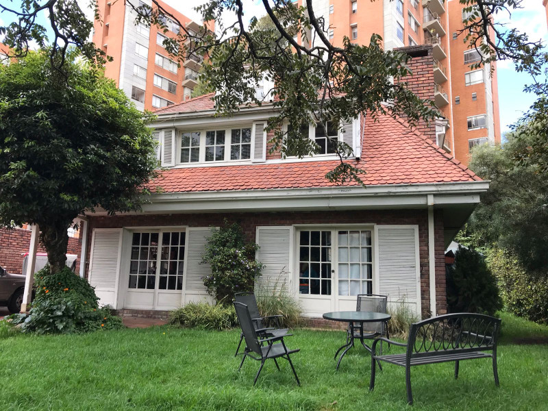 CASA en venta en Bogotá, carrera17A # 127-14, 335 m²