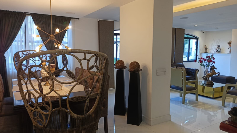 CASA en venta en Pereira, QUINTANAR DEL CERRO  Casa 18 Cra. 15 #1-99 Pereira, Risarald, 330 m²