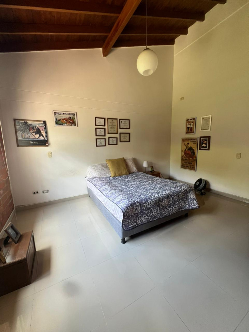 CASA CAMPESTRE en venta en Pereira, Campiñas de combia, casa 71, 341 m²