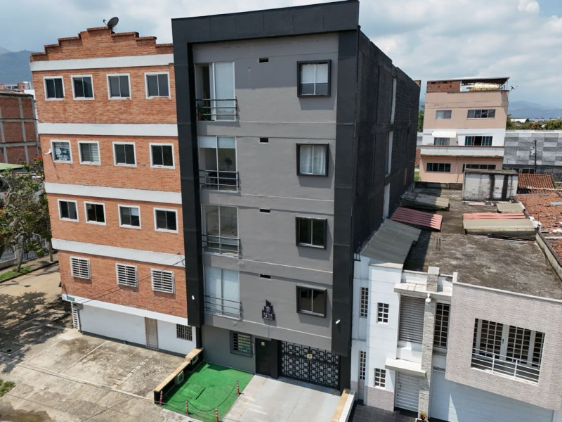 EDIFICIO en venta en Cali, Calle 61 Norte 3BN-90, 1200 m²