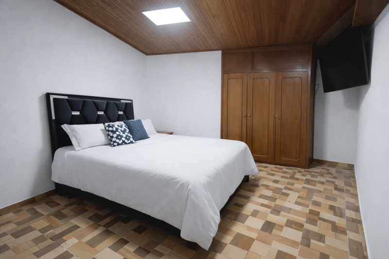 COMERCIAL (CASA PARA COMERCIO) en venta en Bogotá, Dirección no disponible, 278 m²