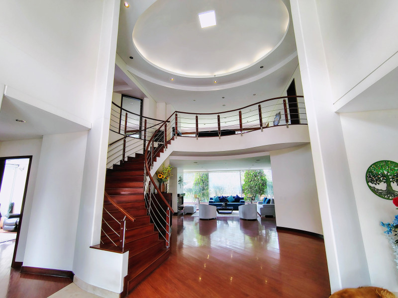 CASA en venta en Bogotá, Calle 238 # 77, 800 m²