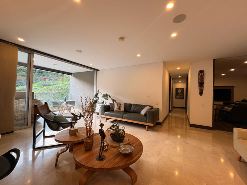 APARTAMENTO en venta en Cali, Carrera 35A 11B OESTE - 288, 169 m²