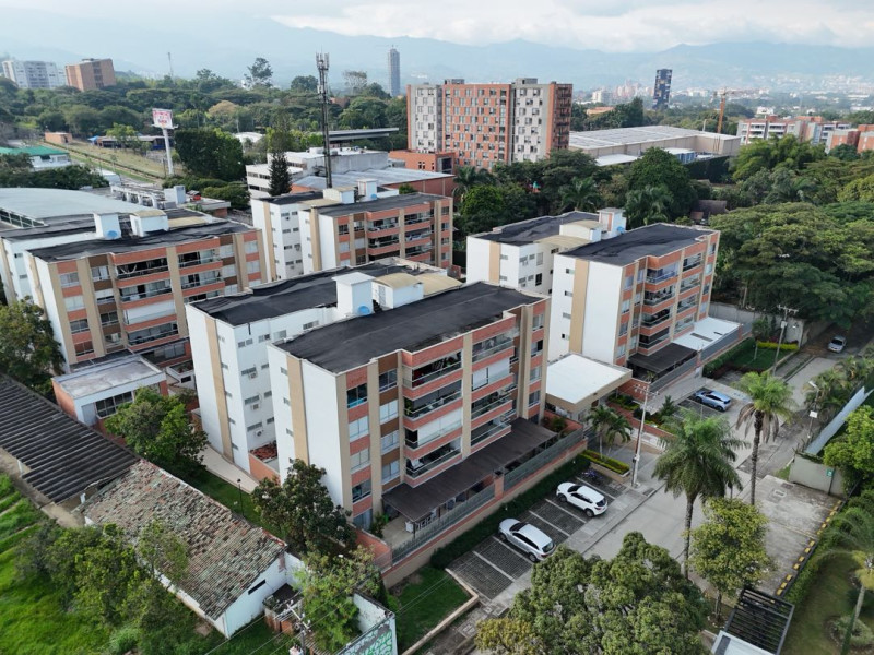 APARTAMENTO en venta en Cali, Verona club, 118 m²