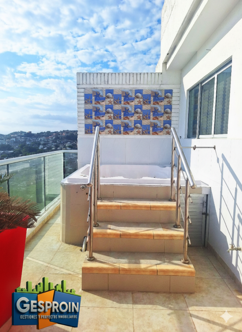 APARTAMENTO en venta en Cartagena, Marbella, 180 m²