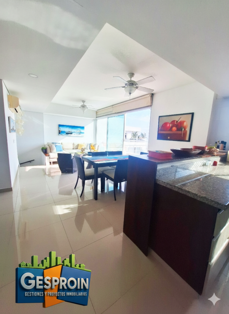 APARTAMENTO en venta en Cartagena, Marbella, 180 m²