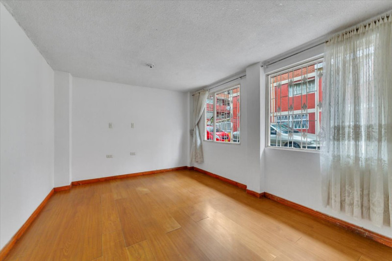 APARTAMENTO en venta en Bogotá, Calle 87 # 95 F 15 Apto 109, 93 m²