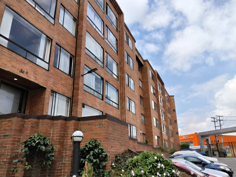 APARTAMENTO en venta en Bogotá, Dirección no disponible, 84 m²