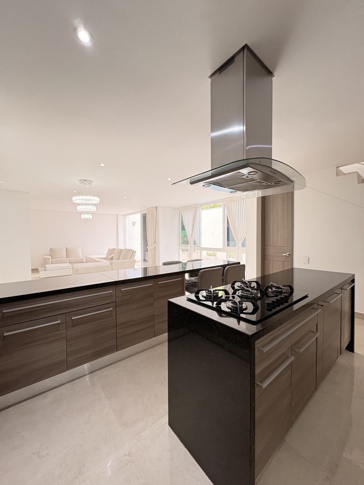 CASA en venta en Cali, carrera 117 9-195, 280 m²