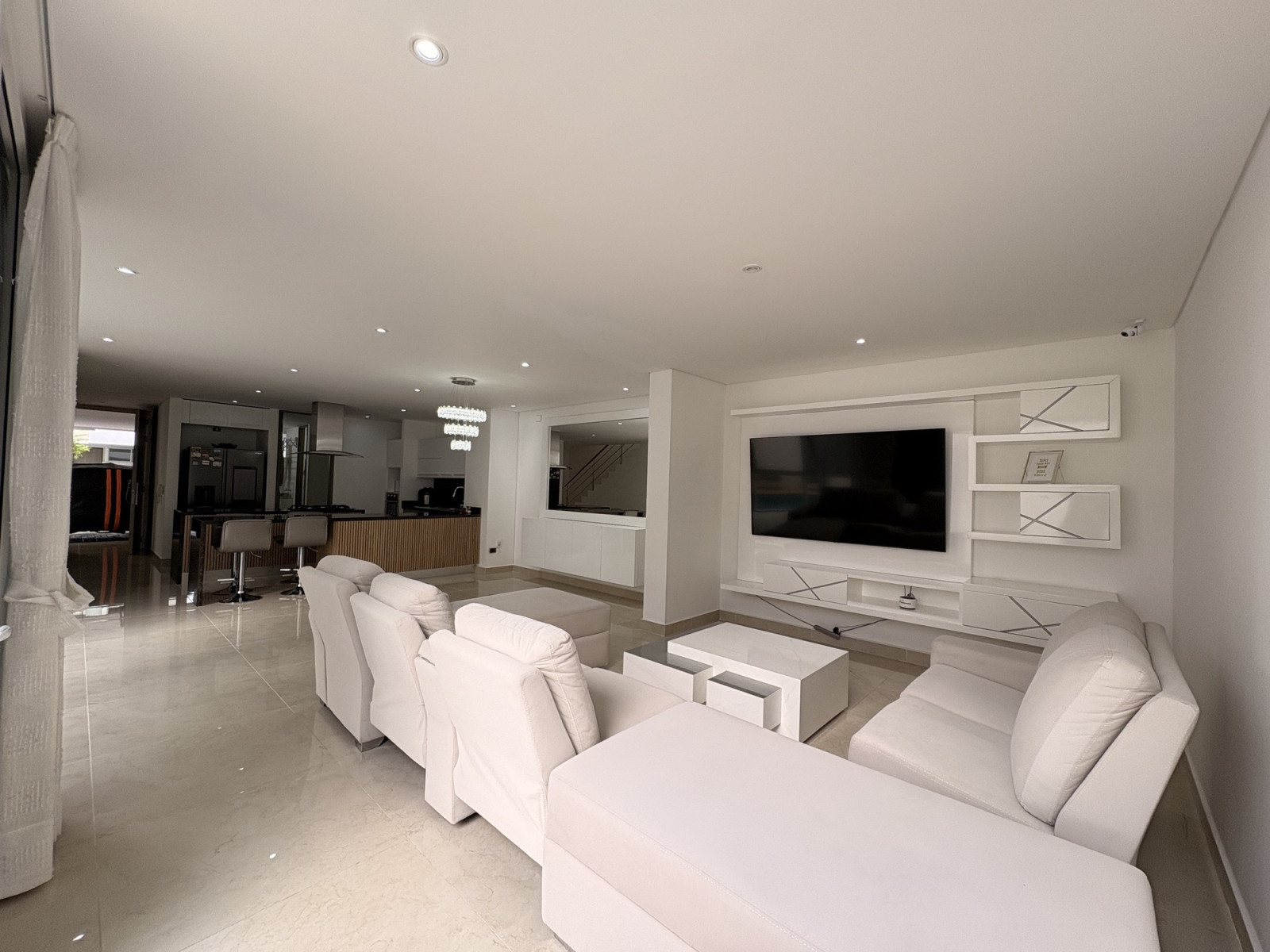 CASA en venta en Cali, carrera 117 9-195, 280 m²