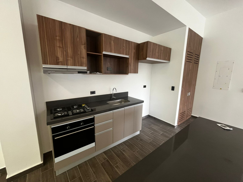 APARTAMENTO en venta en Cali, calle 16 carrera 115, 111 m²