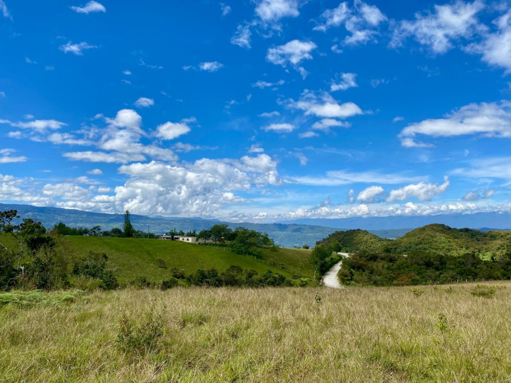 FINCA en venta en Moniquirá, Finca El Paraíso - Vereda Las Monjas - MunicIpio de Moniquirá Boyacá, 690000 m²