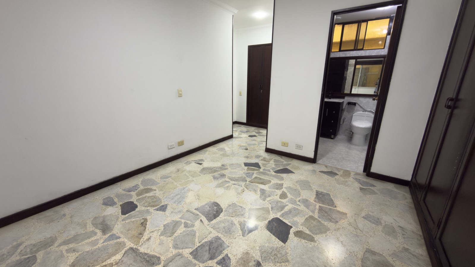 APARTAMENTO en alquiler en Cali, calle 15A 100-12, 70 m²