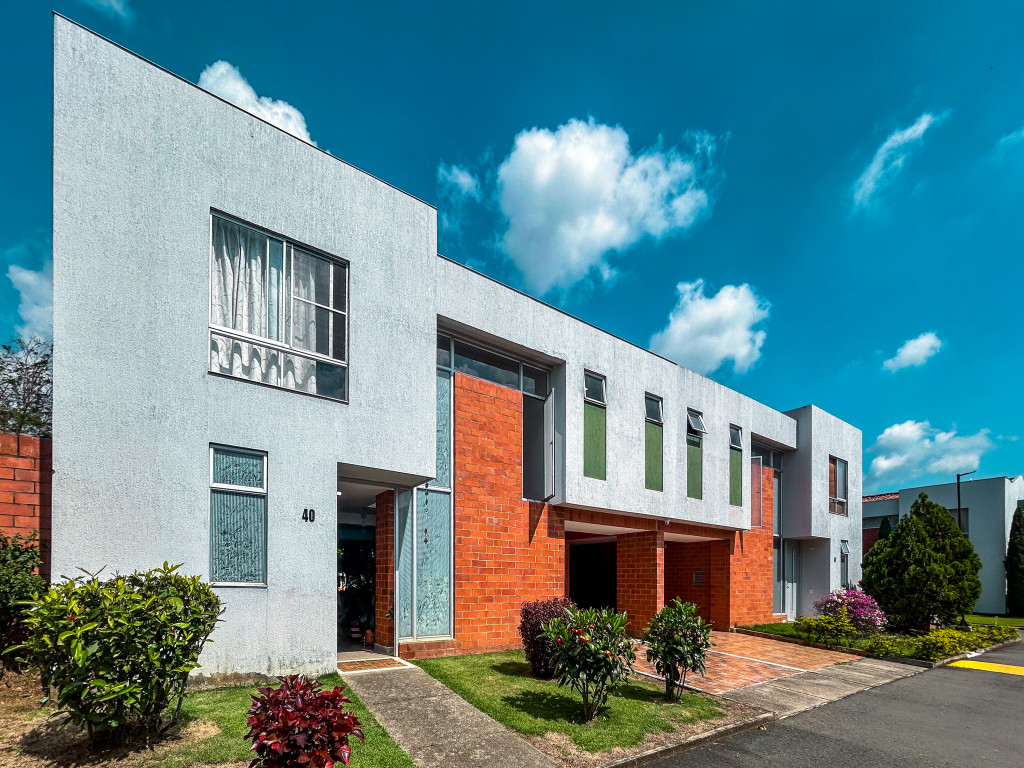 CASA en venta en Jamundí, av. santadomingo callejon los naranjos condominio guaduales de verde alfaguara, 200 m²