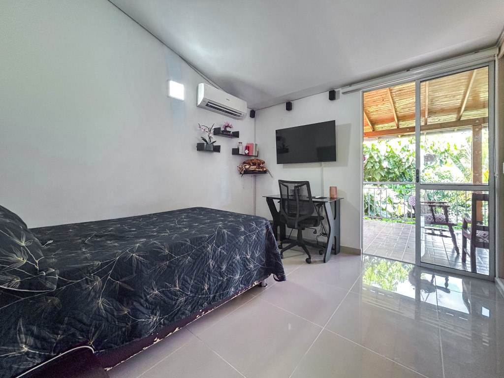 CASA en venta en Jamundí, av. santadomingo callejon los naranjos condominio guaduales de verde alfaguara, 200 m²