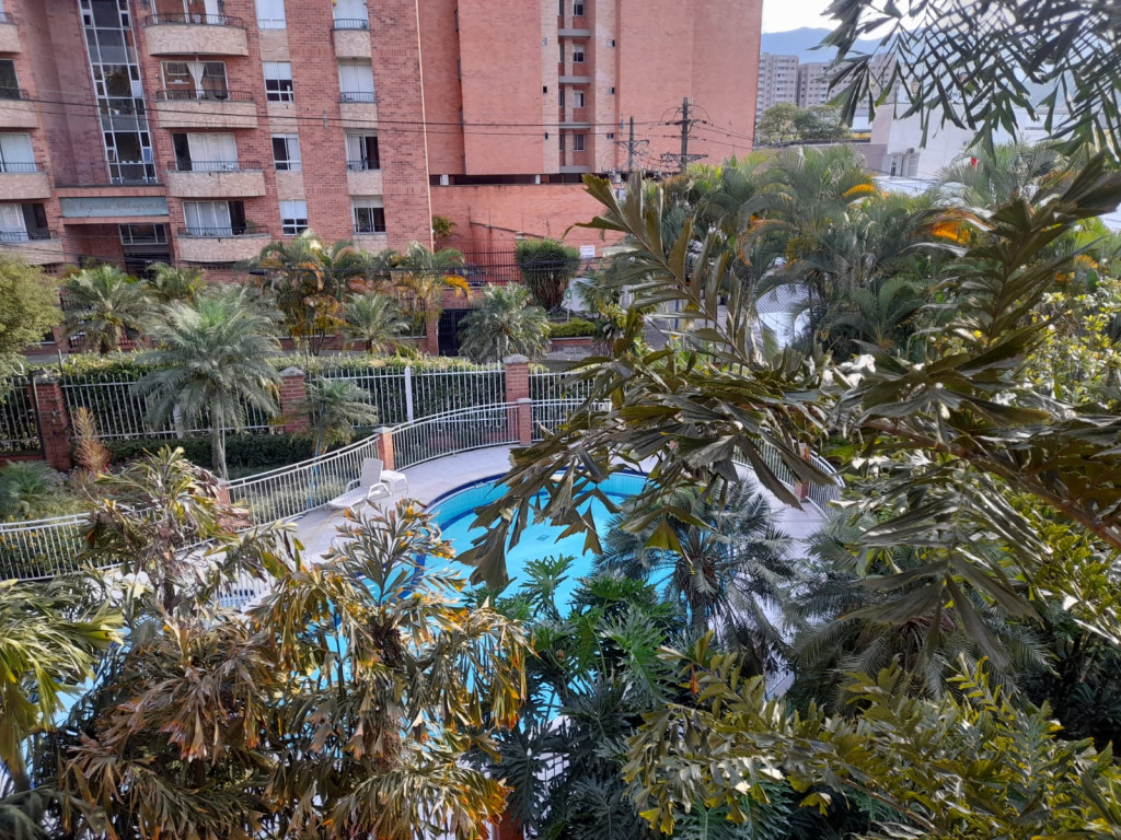APARTAMENTO en venta en Envigado, CALLE 25B SUR #45-50, 144 m²