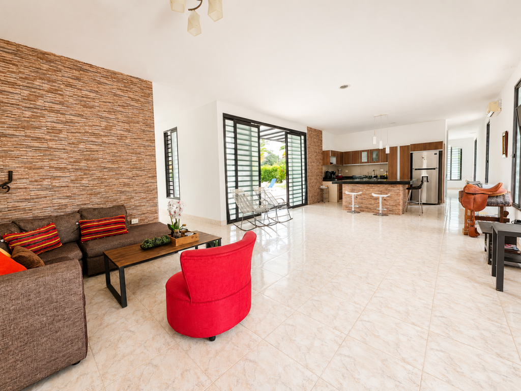 CASALOTE en venta en Villavicencio, LA MARIA 4- LOTE 8 PREDIO 2- VEREDA LA LLANERITA, 241 m²