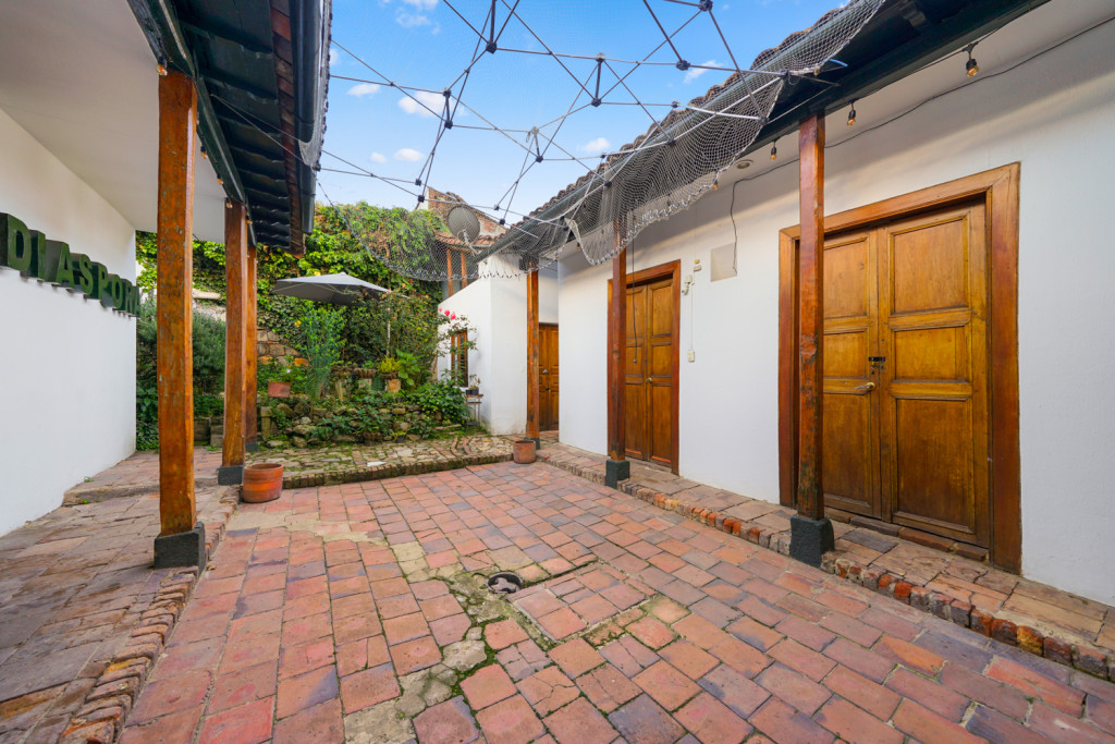 CASA en venta en Bogotá, calle 9 2- 25 este, 199 m²