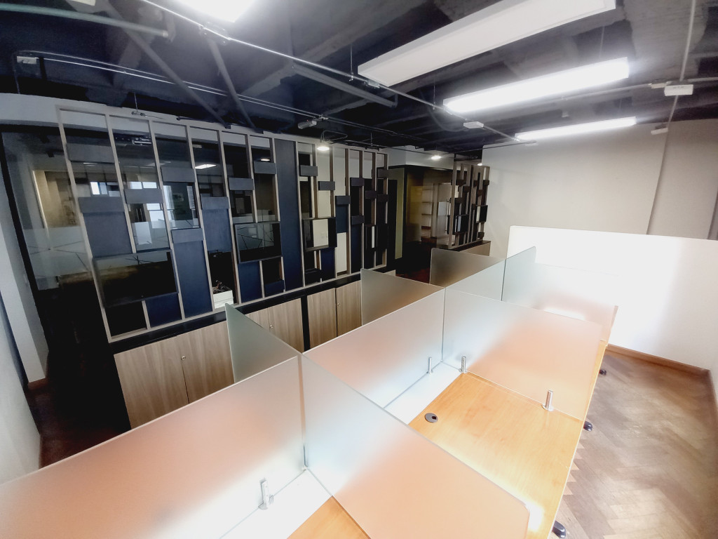 OFICINA en alquiler en Bogotá, Calle 93B # 12-18, 450 m²