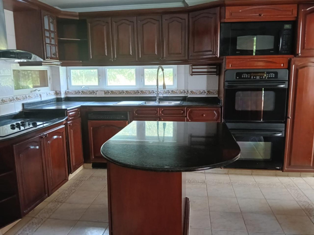 CASA CONDOMINIO en Cali