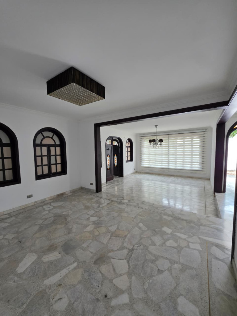 CASA CONDOMINIO en Cali