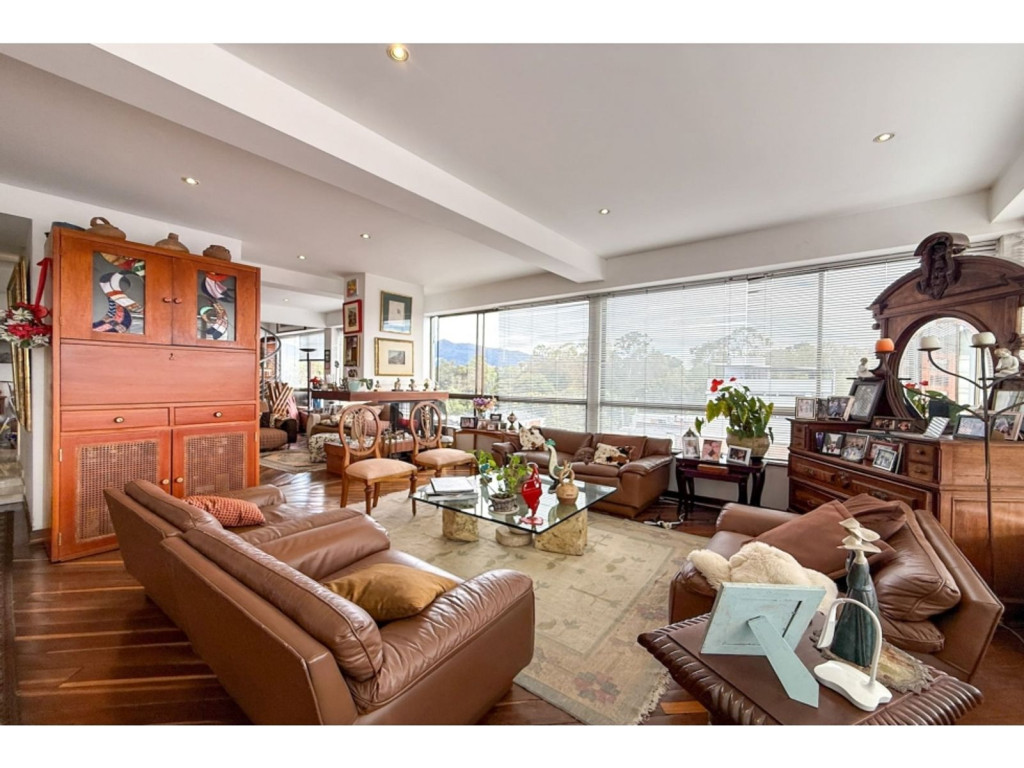 APARTAMENTO en venta en Bogotá, Carrera 16 Calle 134, 206 m²