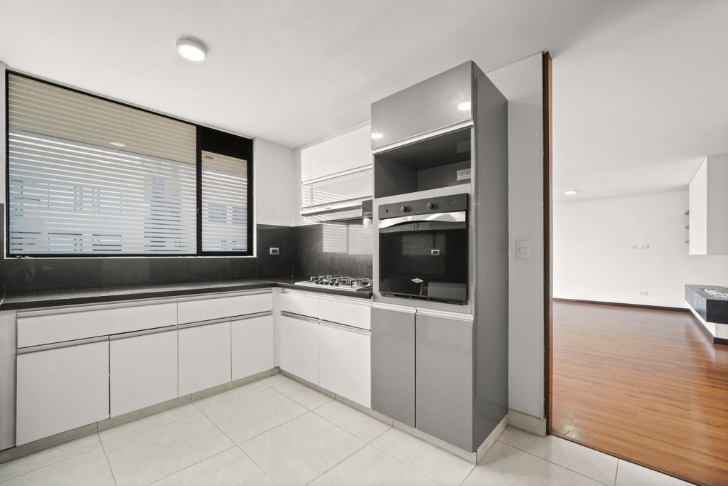 APARTAMENTO en venta en Bogotá, Calle159 # 54-69 Mazuren, 163 m²