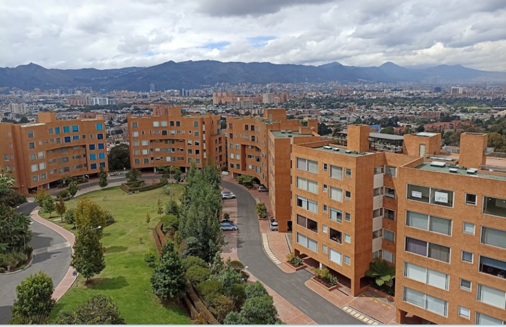 APARTAMENTO en venta en Bogotá, cra 79 # 129-20, 180 m²