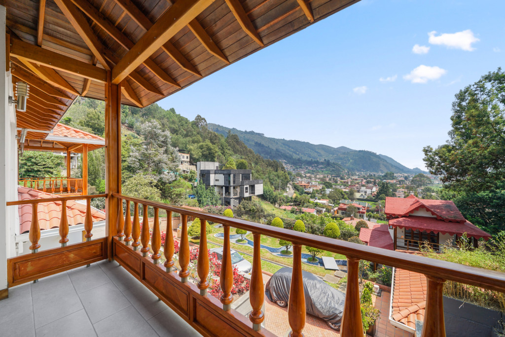 CASA en venta en Cota, Monte Alto, Cota, 700 m²
