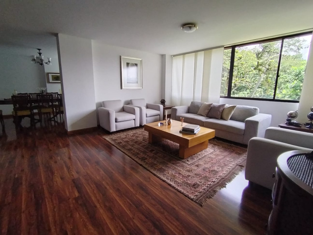 APARTAMENTO en venta en Pereira, Alamos, 163 m²