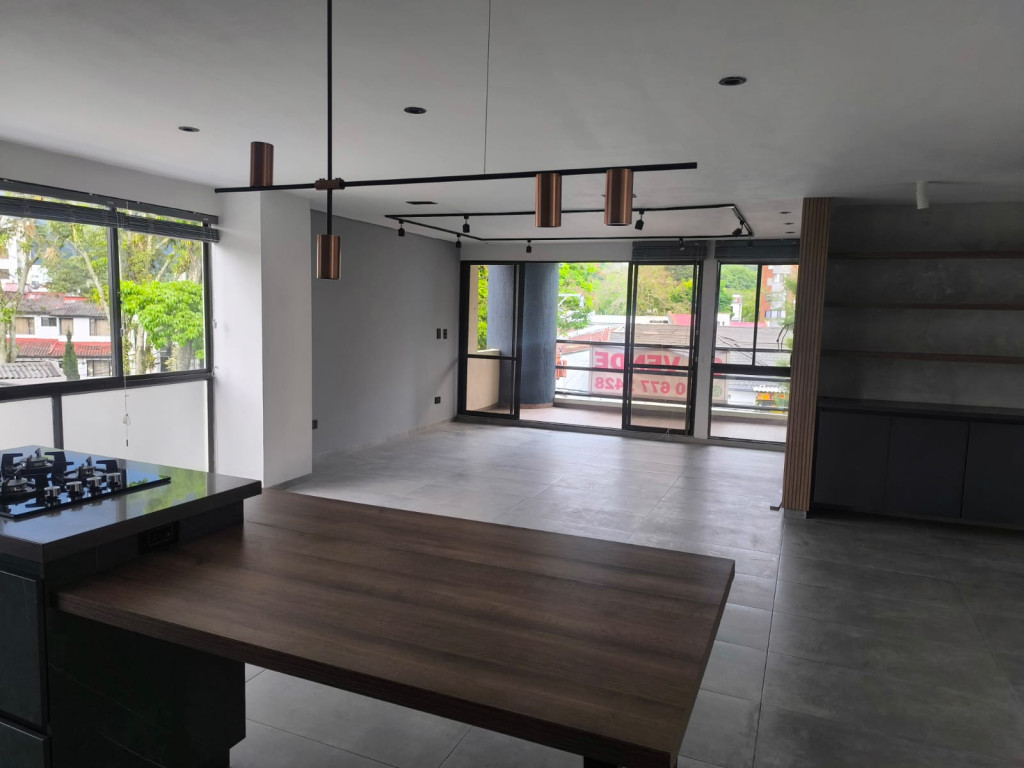 APARTAMENTO en venta en Pereira, Alamos, 100 m²