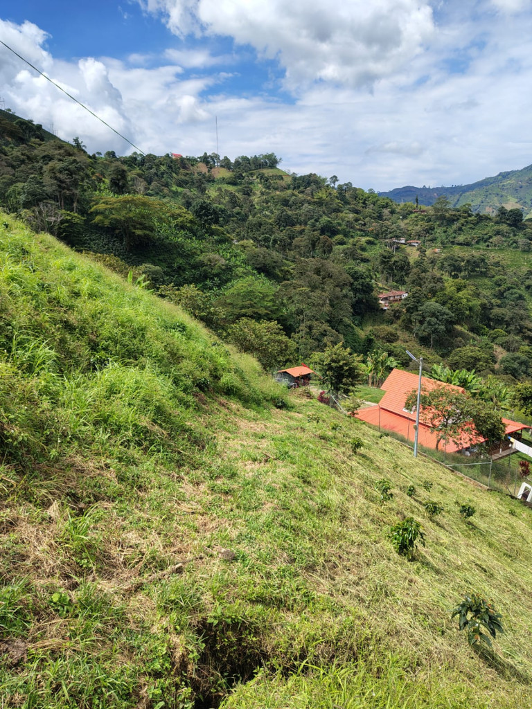 FINCA en venta en Santuario, SANTUARIO- LA MARINA-32HQ+994 Santuario, Risaralda, 100 m²