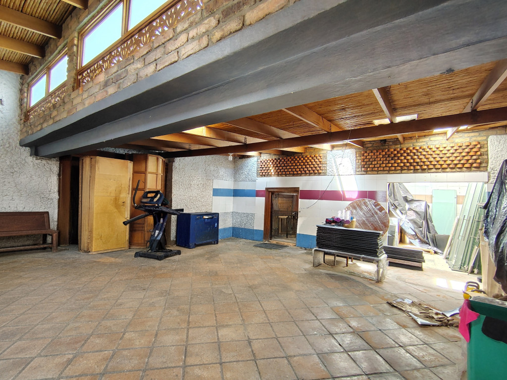 CASA en venta en Bogotá, Calle 66 # 18, 400 m²