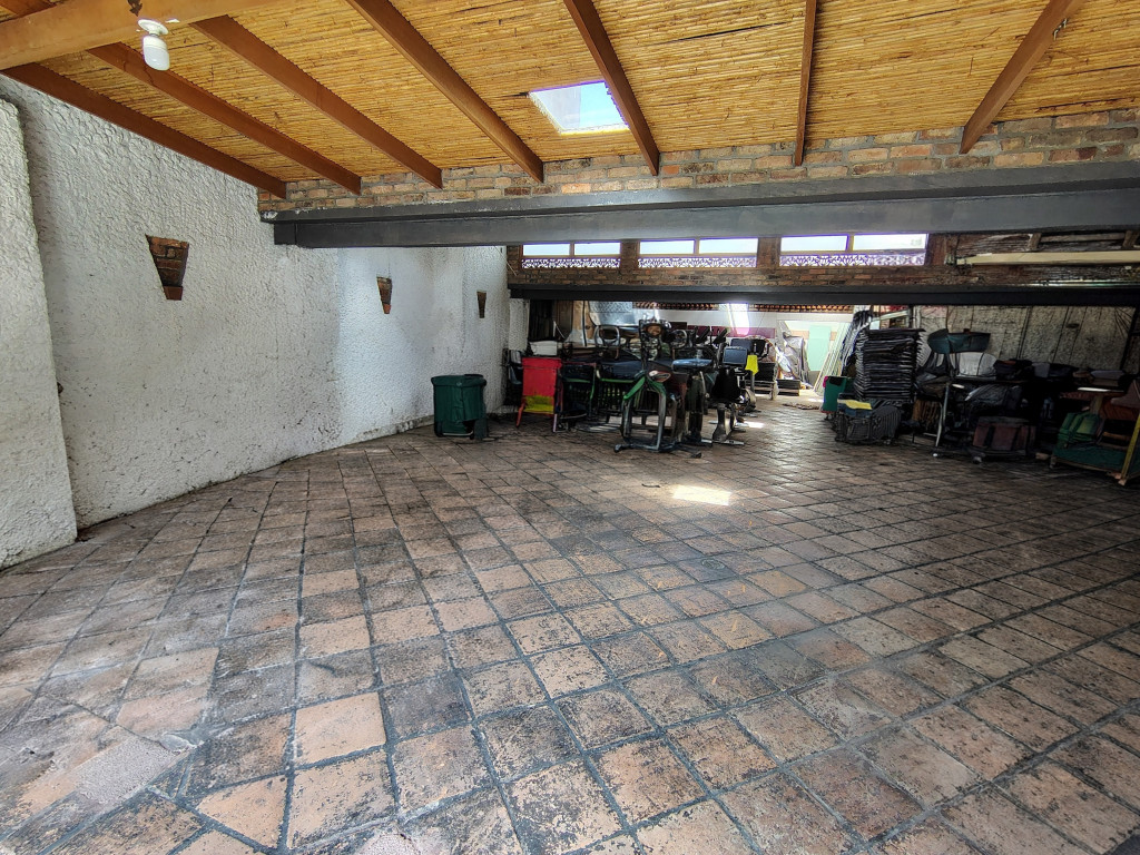CASA en venta en Bogotá, Calle 66 # 18, 400 m²