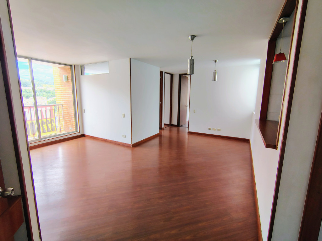 APARTAMENTO en venta en Bogotá, Dirección no disponible, 77 m²