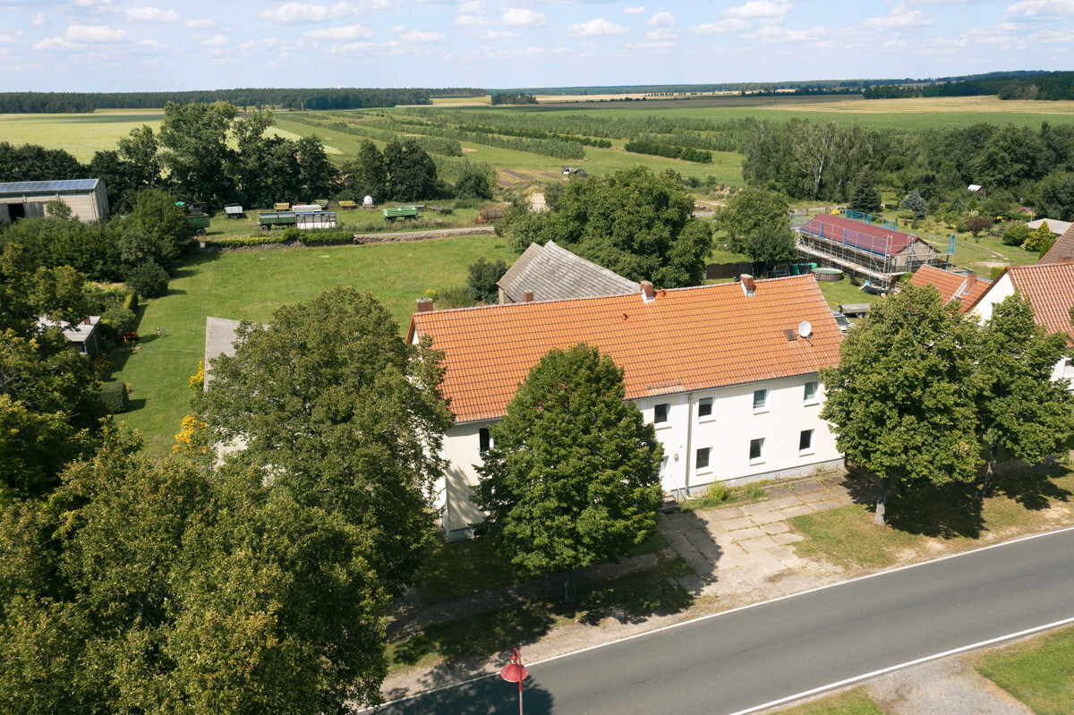 Einzigartige Investitionsmöglichkeit - attraktives Mehrfamilienhaus mit großem Entwicklungspotenzial