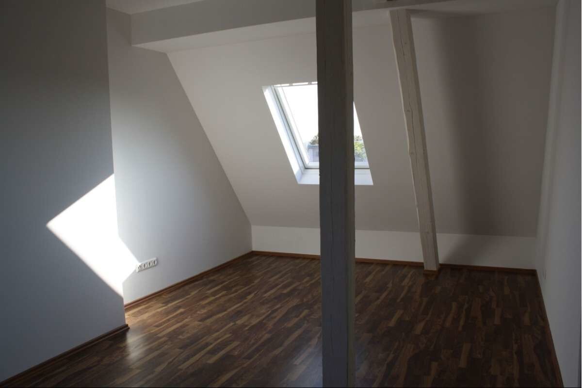 5 Zimmer Maisonette- Wohnung in Augsburg.