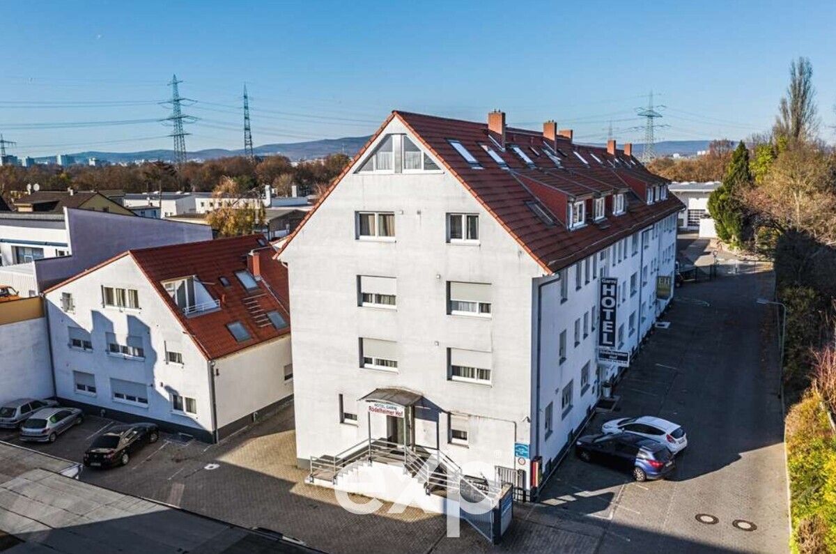 Zentral gelegenes und modern ausgestattetes Hotel in Frankfurt-Rödelheim