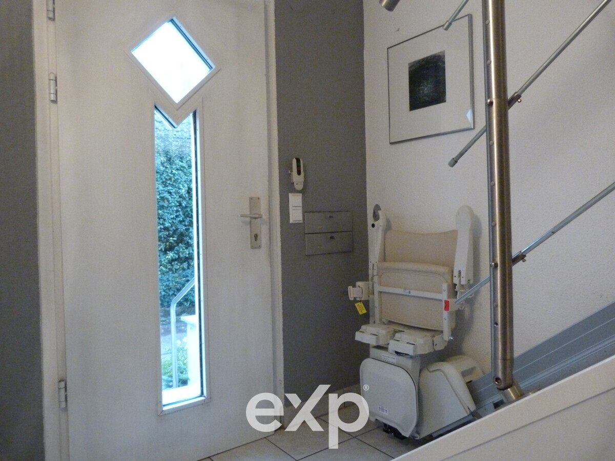 Attractive INVESTMENT PROPERTY - Two-Family Terraced House FOR SALE with USUFRUCT 3