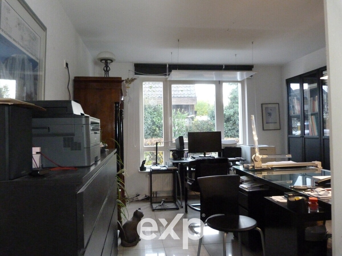 Attractive INVESTMENT PROPERTY - Two-Family Terraced House FOR SALE with USUFRUCT 4