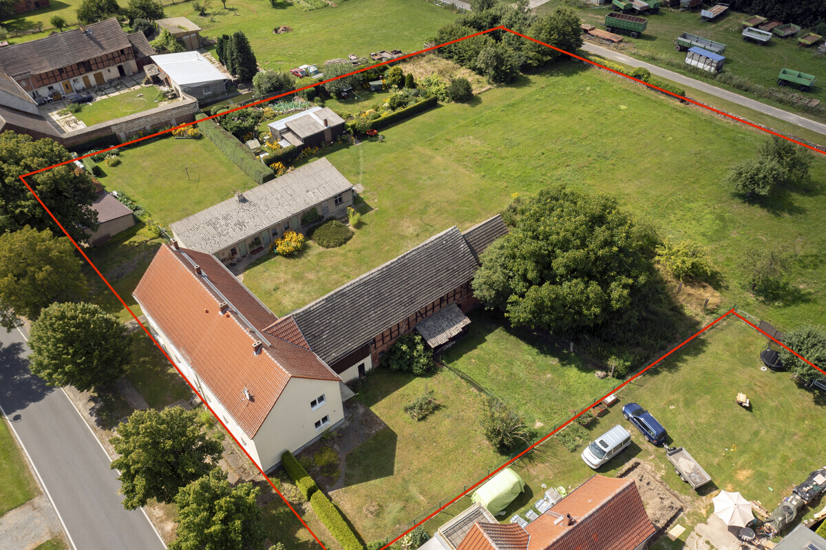 Einzigartige Investitionsmöglichkeit - attraktives Mehrfamilienhaus mit großem Entwicklungspotenzial
