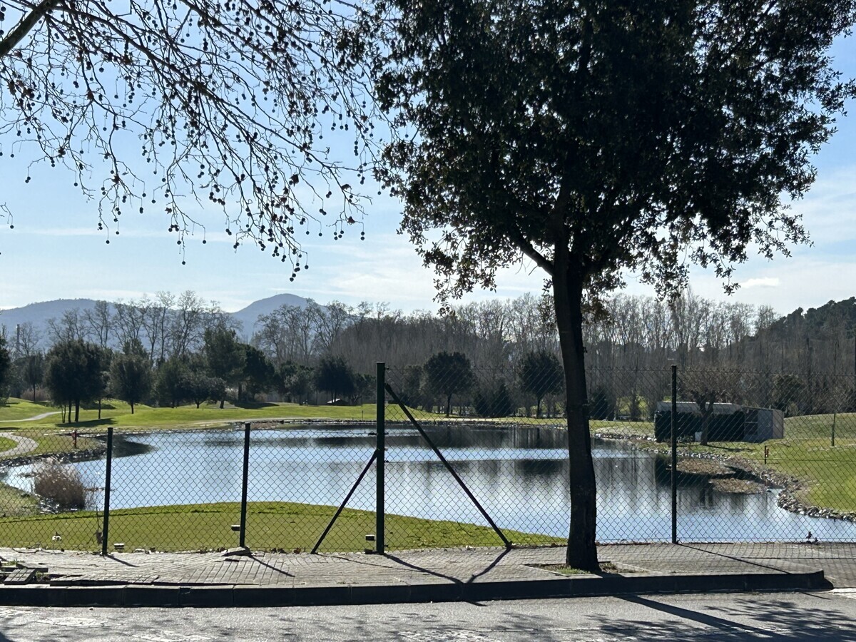 Exklusive Neubauvilla direkt am Golfplatz Vilalba – Mediterranes Luxusleben nahe Barcelona