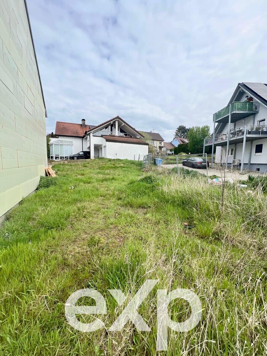Voll erschlossenes Baugrundstück ca. 415 m² in Wintersweiler mit Baugenehmigung für Doppelhaushälfte