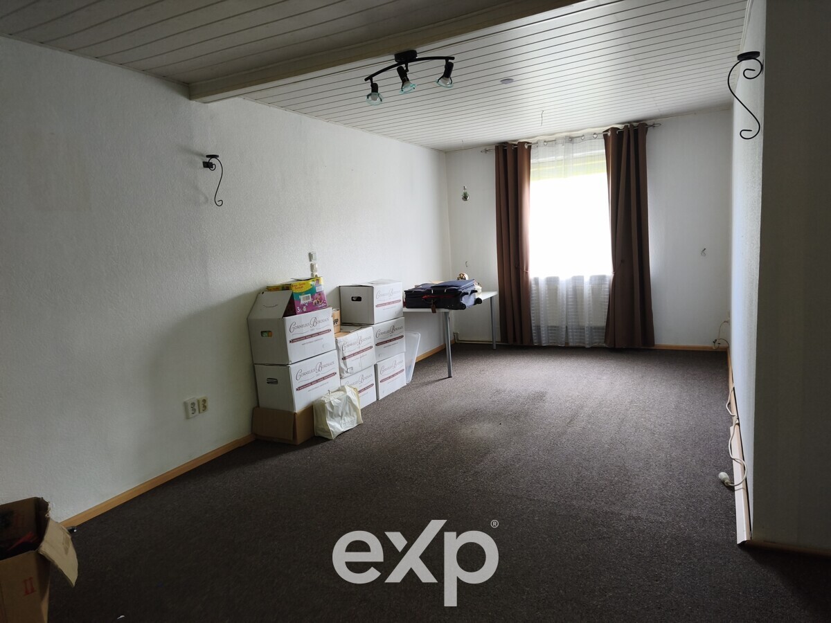Charming single-family house with barn and expansion potential in Westoverledingen-Ihren 4