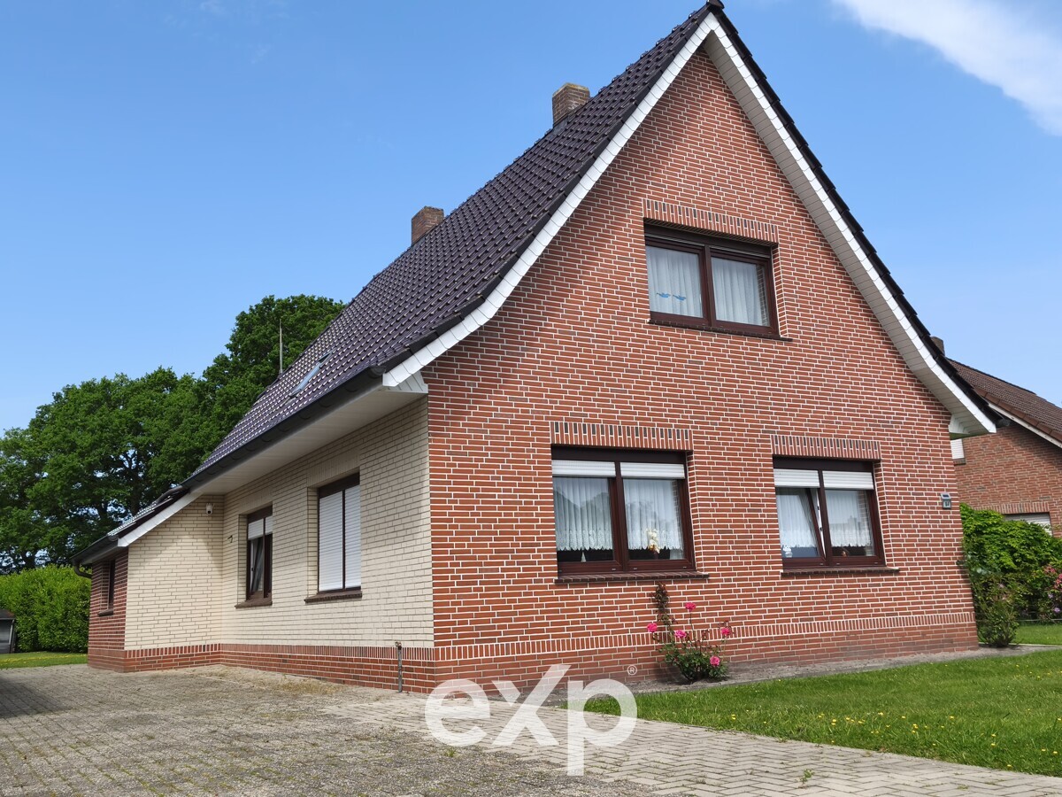Charming single-family home in a good location in Rhauderfehn 2