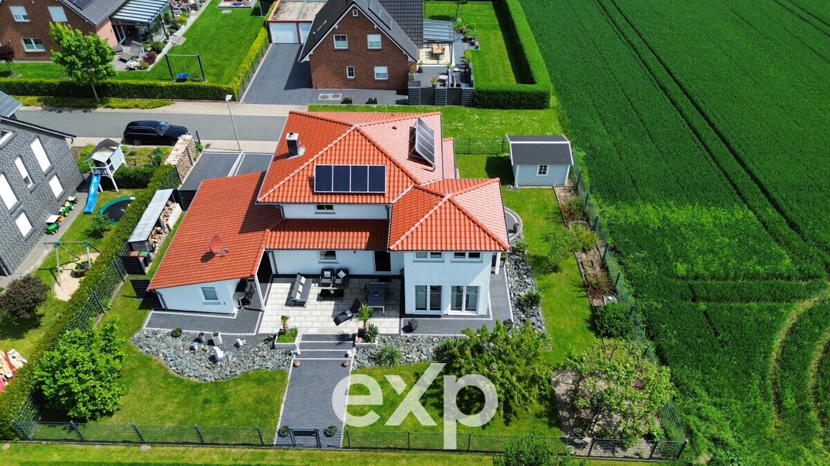 Einfamilienhaus zu verkaufen in Salzhemmendorf, Ligusterweg 14, 31020 Salzhemmendorf, 210 m²