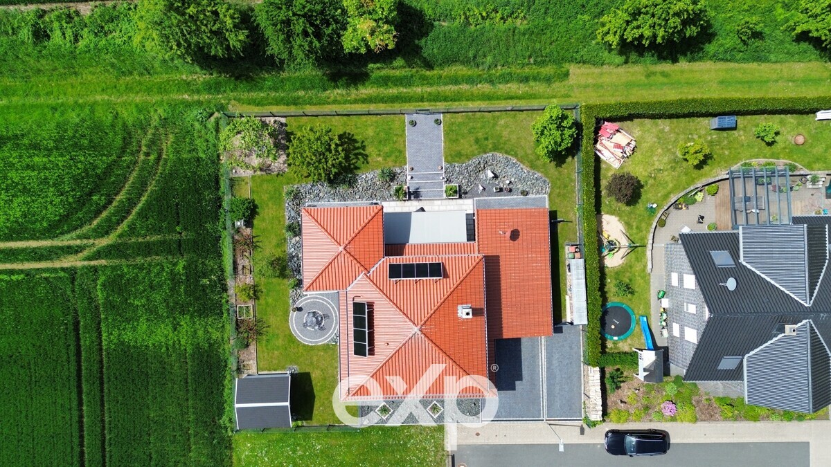 Einfamilienhaus zu verkaufen in Salzhemmendorf, Ligusterweg 14, 31020 Salzhemmendorf, 210 m²