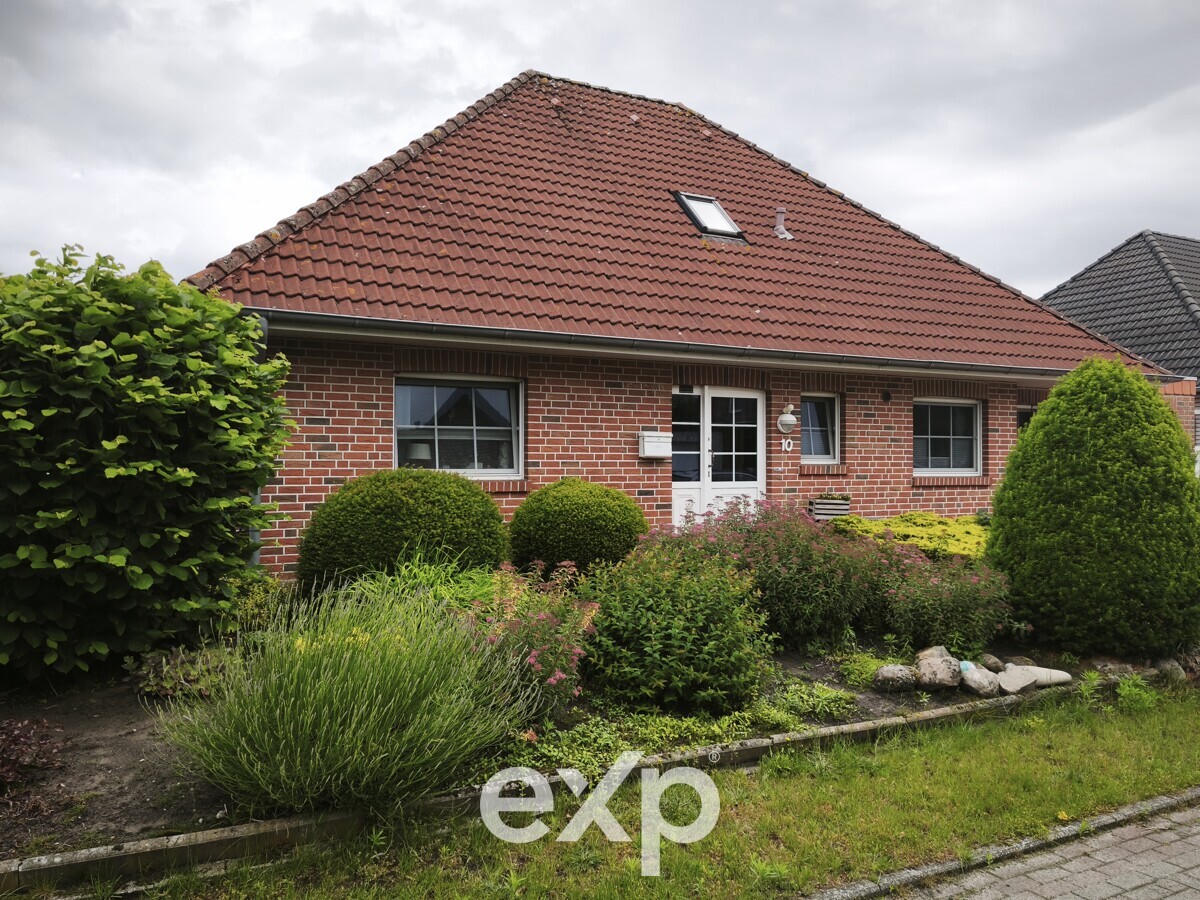 Gepflegter Bungalow mit großem Grundstück in Niederlangen