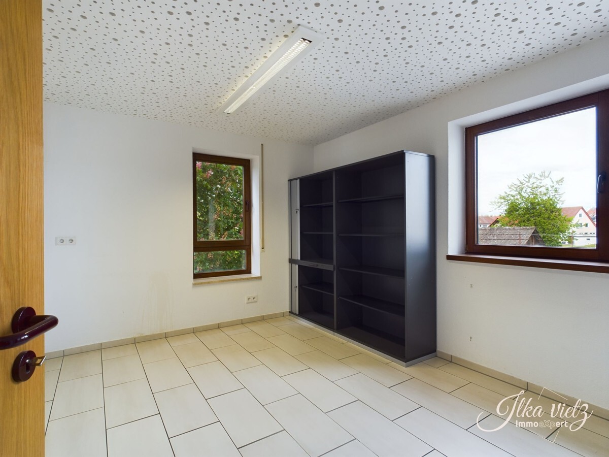 Bürofläche zu mieten in Ummendorf, Riedweg 2, 88444 Ummendorf