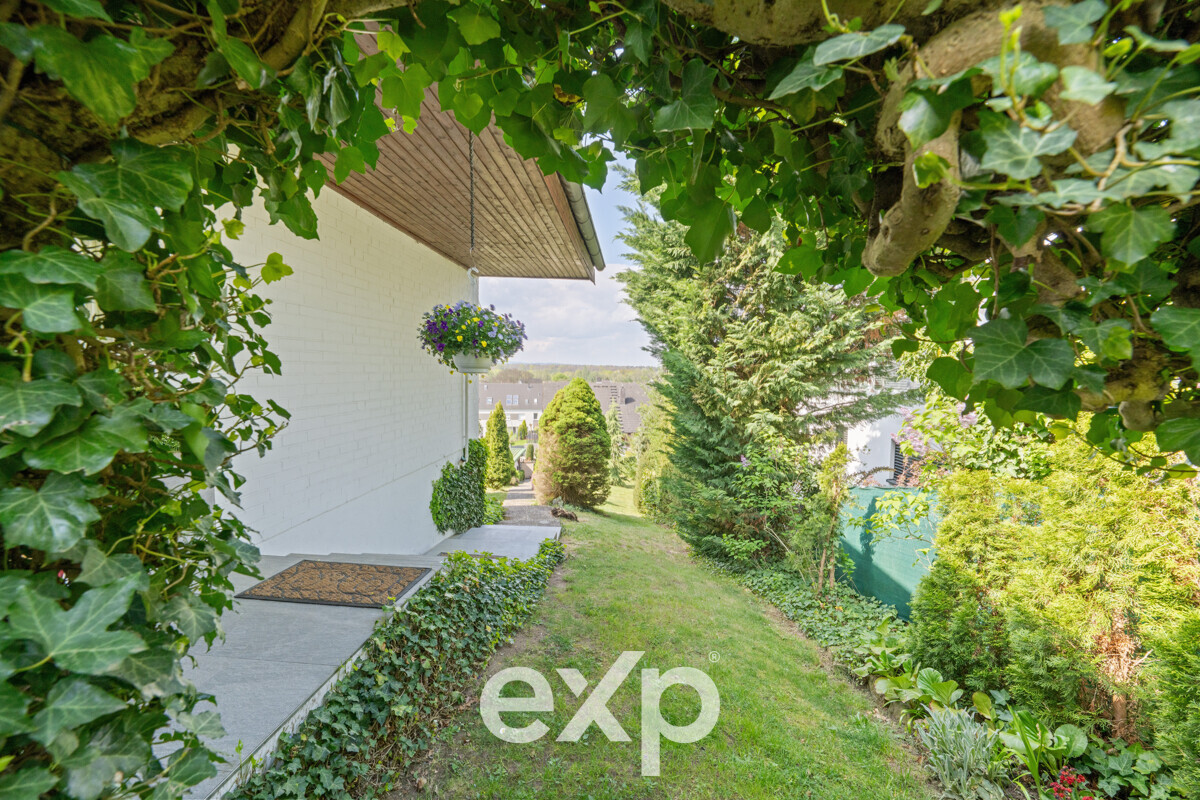 Einfamilienhaus zu verkaufen in Aschaffenburg / Obernau, Jahnstr. 66, 63743 Aschaffenburg / Obernau, 357 m²